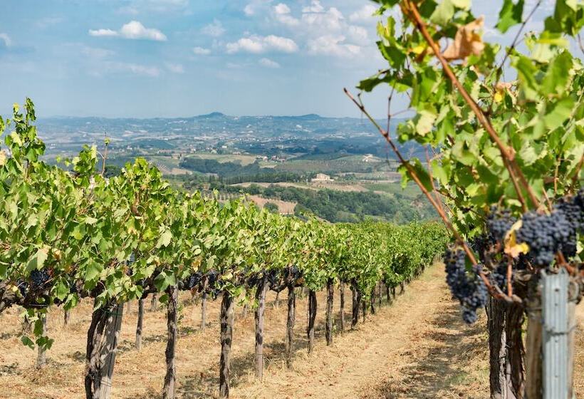 酒店 Villasanpaolo Resort & Spa