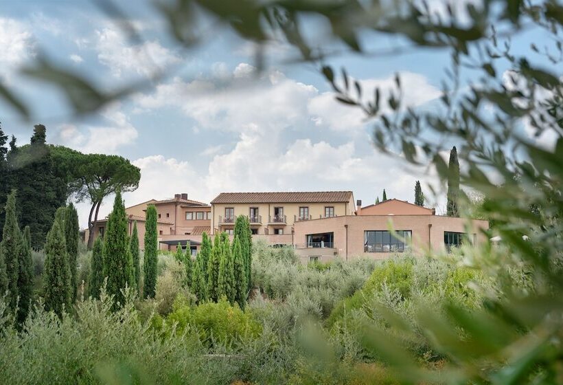 酒店 Villasanpaolo Resort & Spa