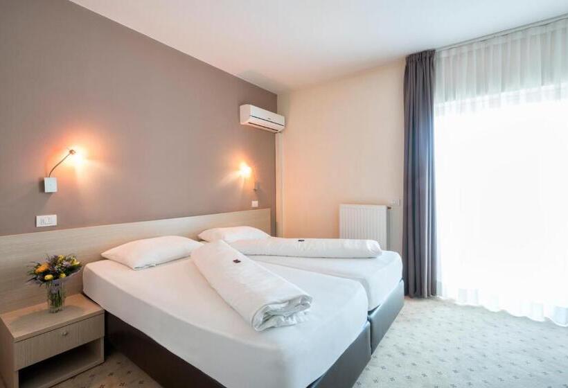 בית מלון כפרי Weingarten