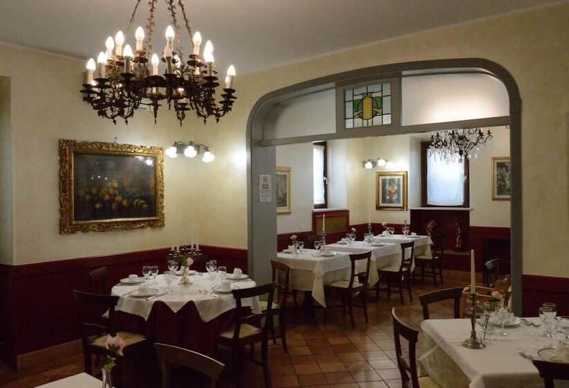 ホテル Villa Battibecco