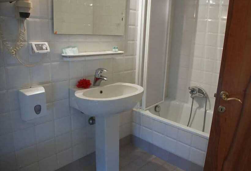 ホテル Villa Battibecco