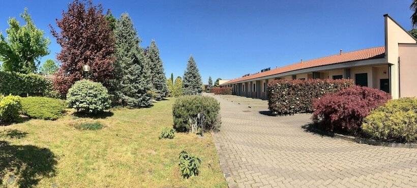 モーテル Airport Hotel Malpensa