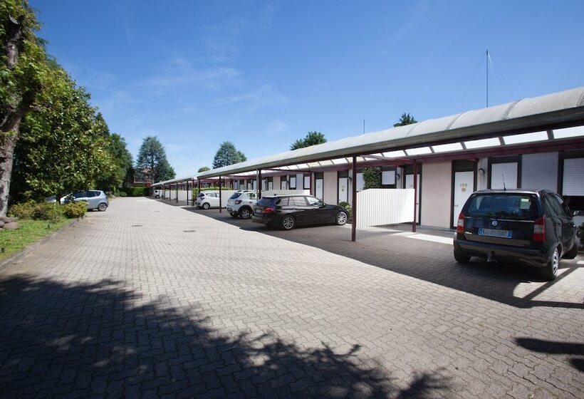 モーテル Airport Hotel Malpensa