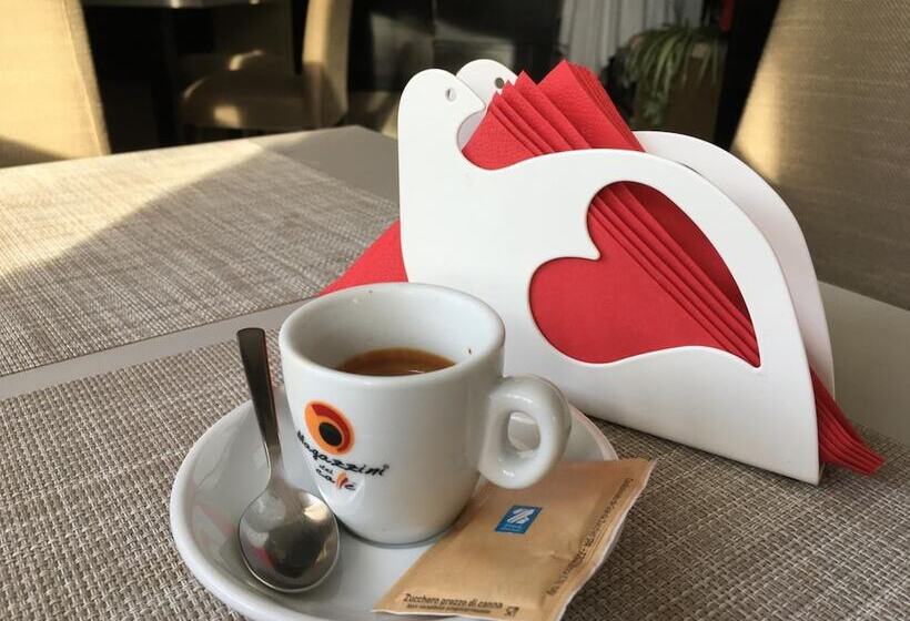 モーテル Airport Hotel Malpensa