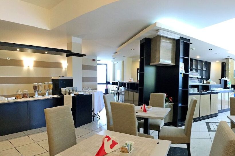 モーテル Airport Hotel Malpensa