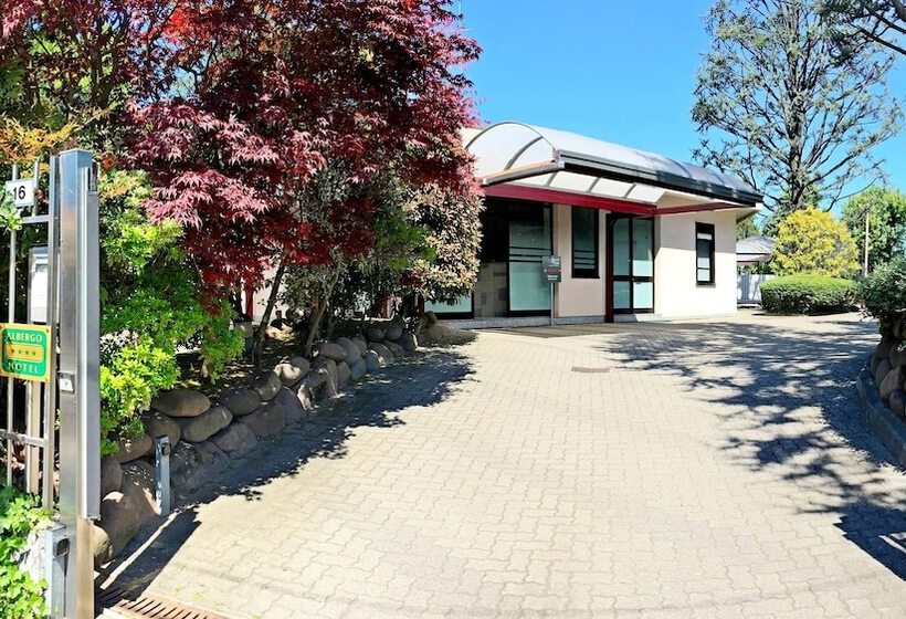 モーテル Airport Hotel Malpensa