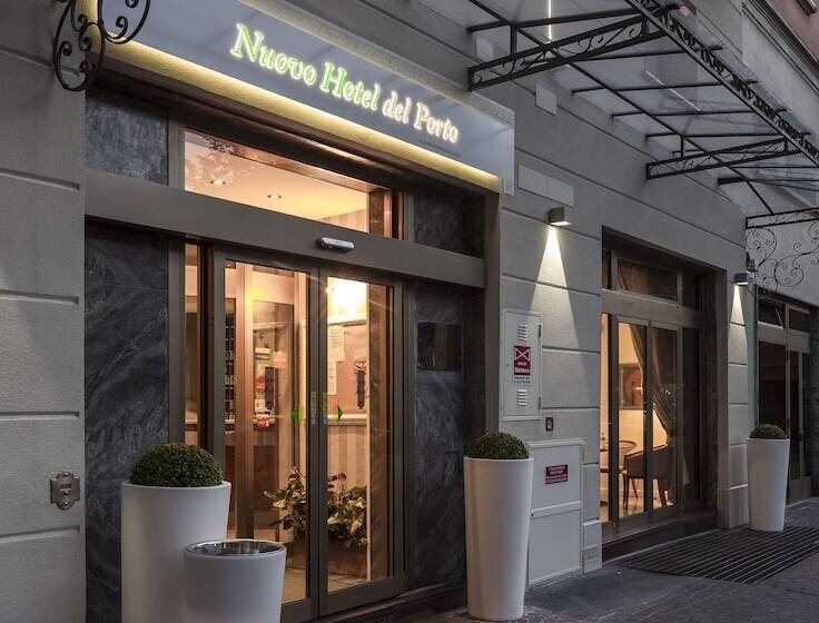 Nuovo Hotel Del Porto