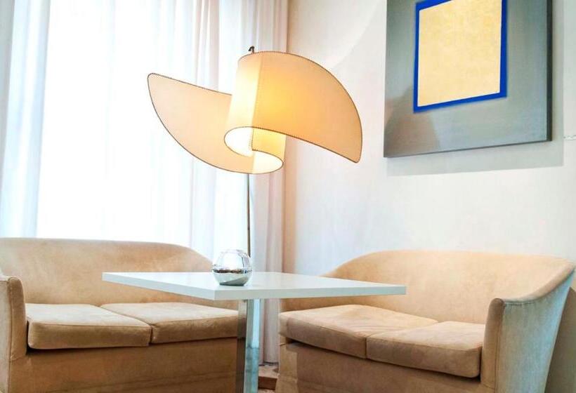 Rechigi Hotel Adults Only