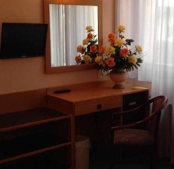 בית מלון כפרי Villa Reale