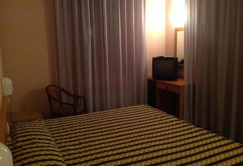 בית מלון כפרי Villa Reale