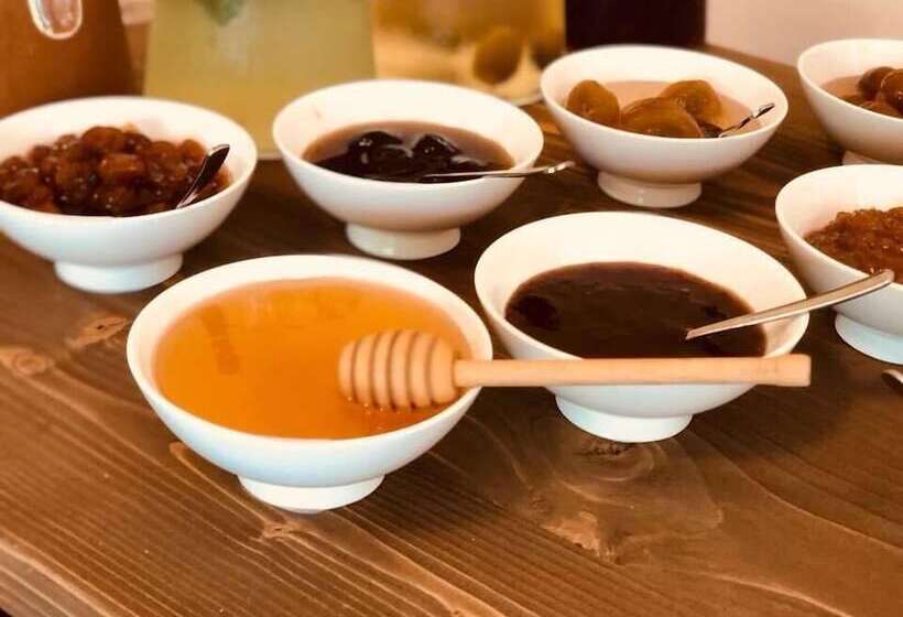 בית מלון כפרי Apricot Aghveran Resort