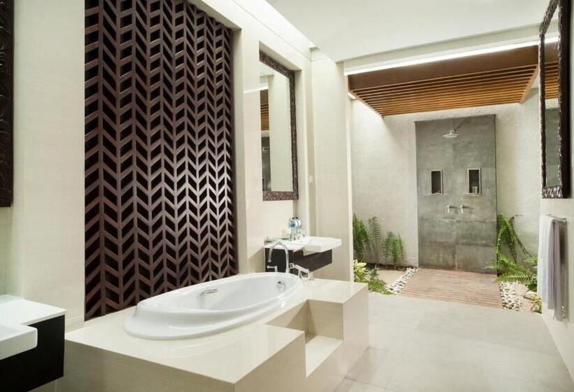 בית מלון כפרי Santika Premiere Beach Resort Belitung