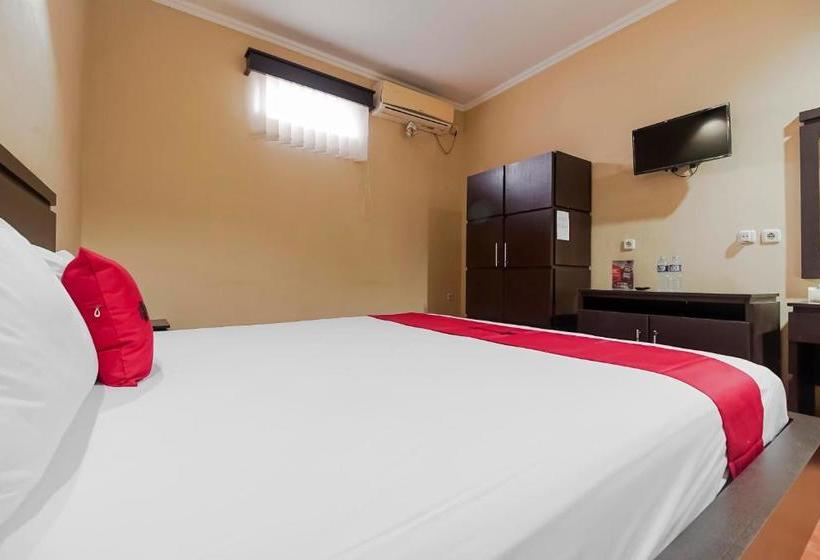 פנסיון Reddoorz Near Pantai Tanjung Pendam