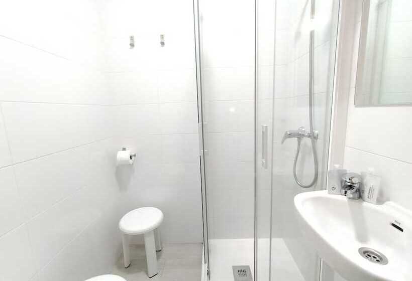 Hostal Albero By Gaiarooms