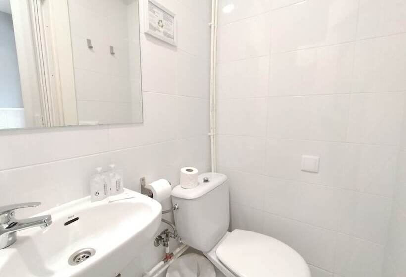 Hostal Albero By Gaiarooms