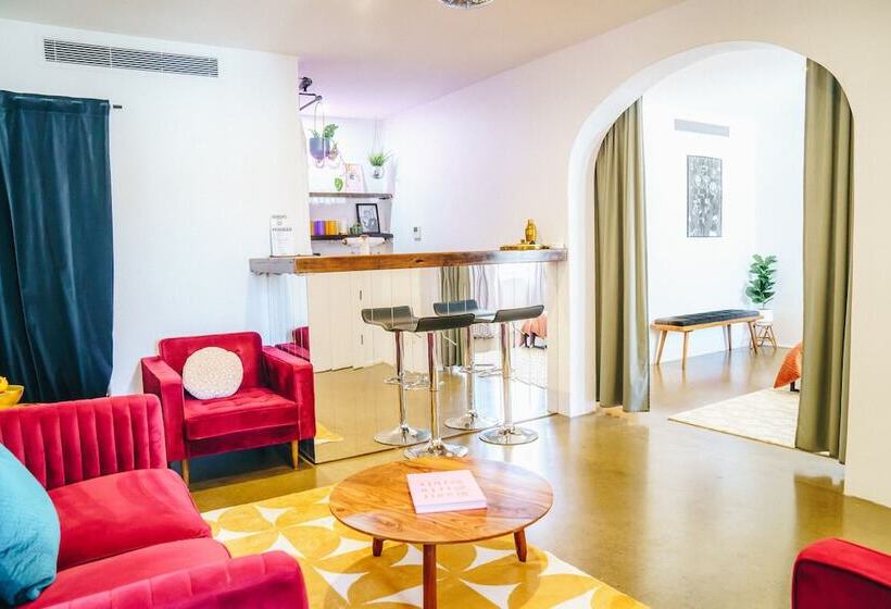 The Pink Hotel Coolangatta