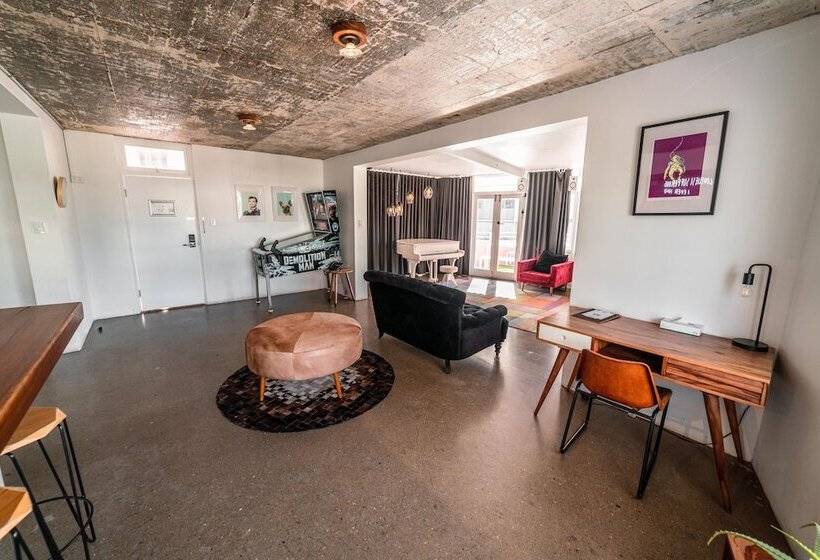 The Pink Hotel Coolangatta