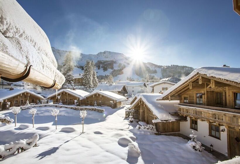 ホテル Alpin Chalets