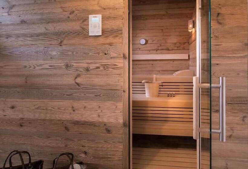 ホテル Alpin Chalets