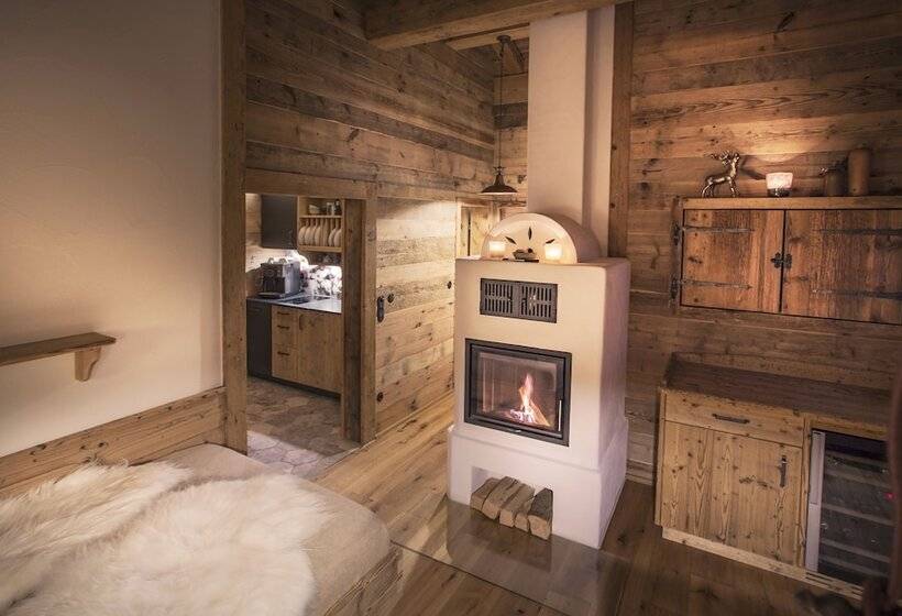 ホテル Alpin Chalets