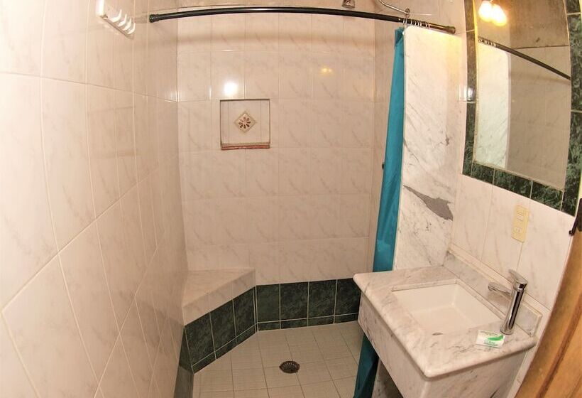 ホテル Cabana Los Ruisenores