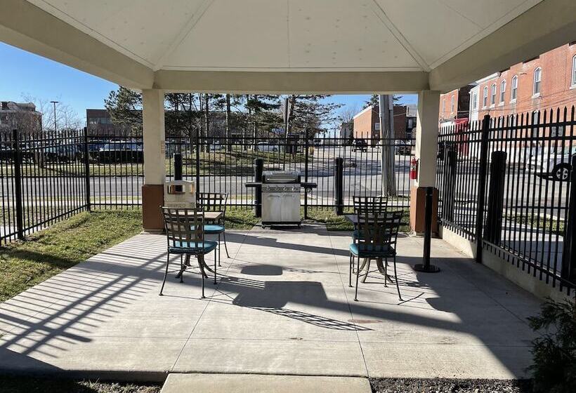 בית מלון כפרי Candlewood Suites Philadelphia   Airport Area, An Ihg