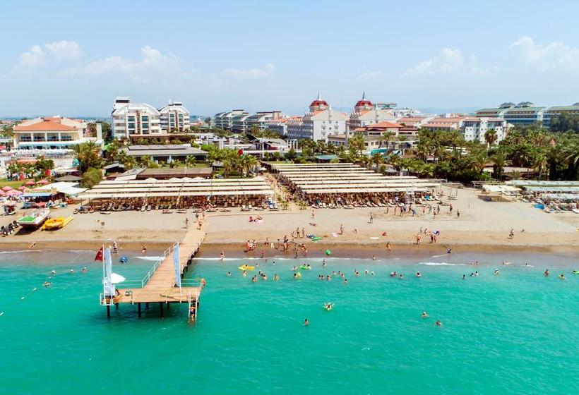 ホテル Crystal Waterworld Park