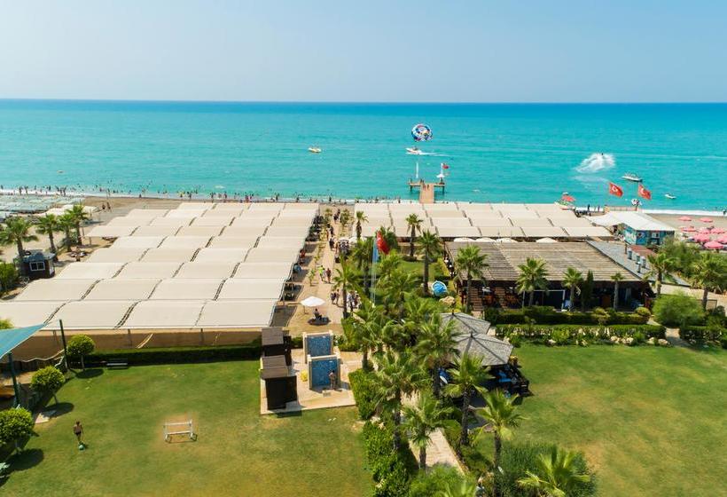 בית מלון כפרי Crystal Waterworld Park