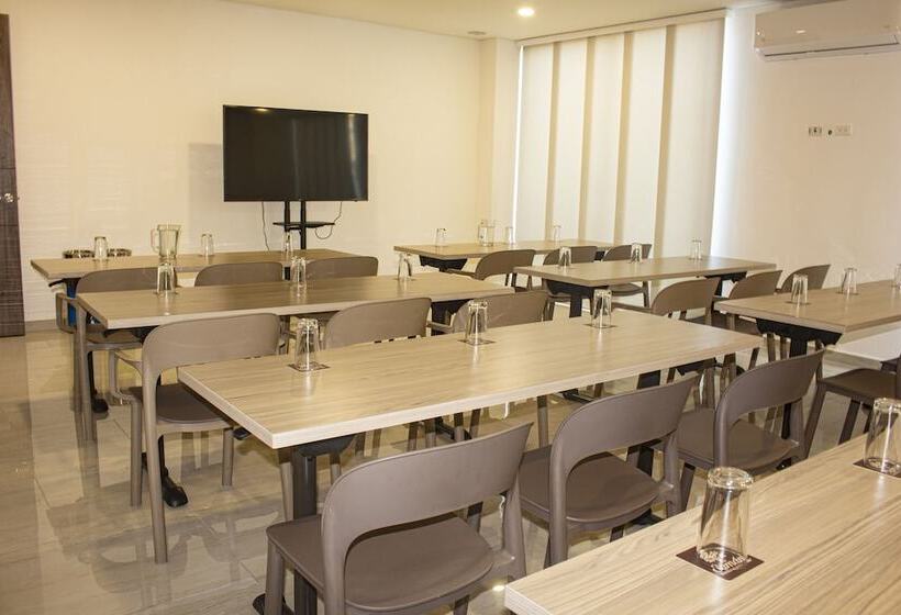 Ecohub Hotel Medellin