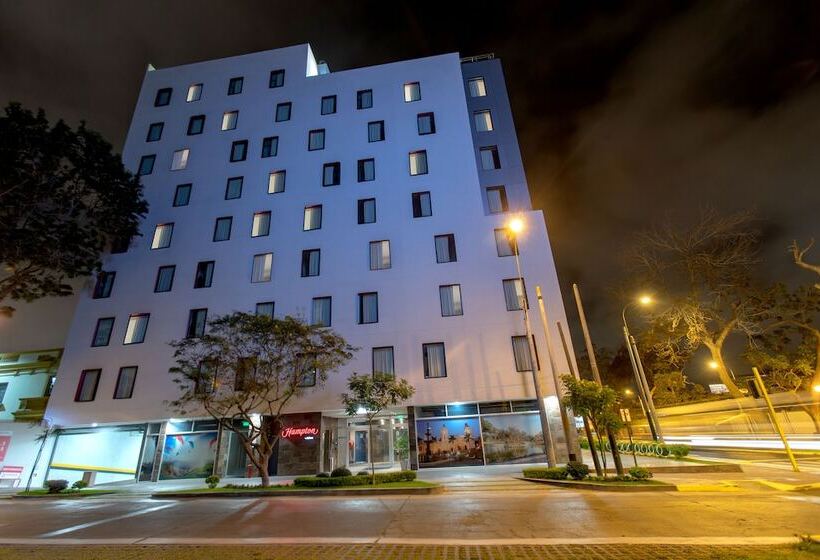 בית מלון כפרי Hampton By Hilton Lima San Isidro