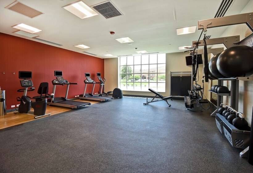 فندق Hilton Garden Inn Lansing West