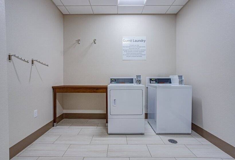 酒店 Holiday Inn Express & Suites Elkhart North By Ihg