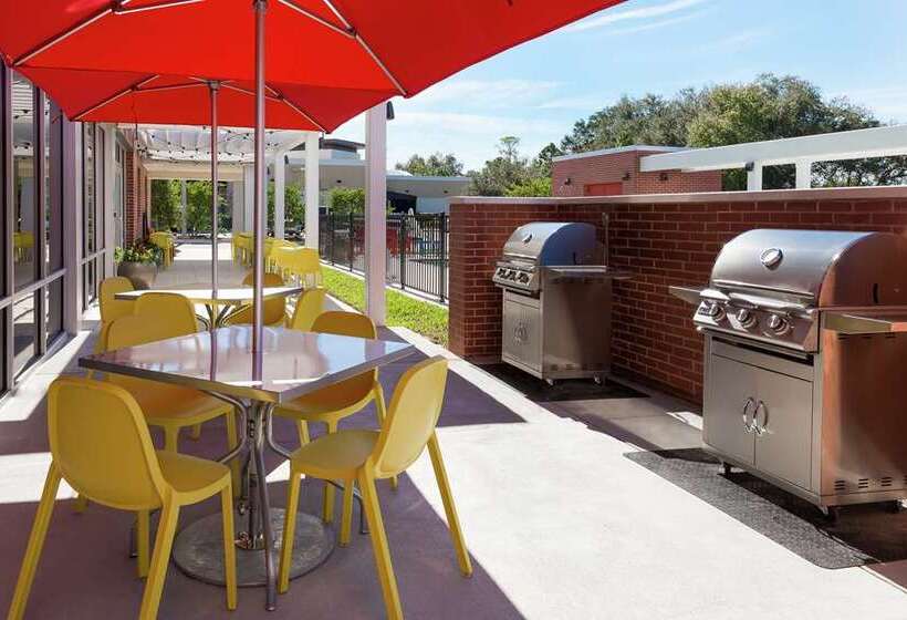 ホテル Home2 Suites By Hilton Orlando Near Ucf