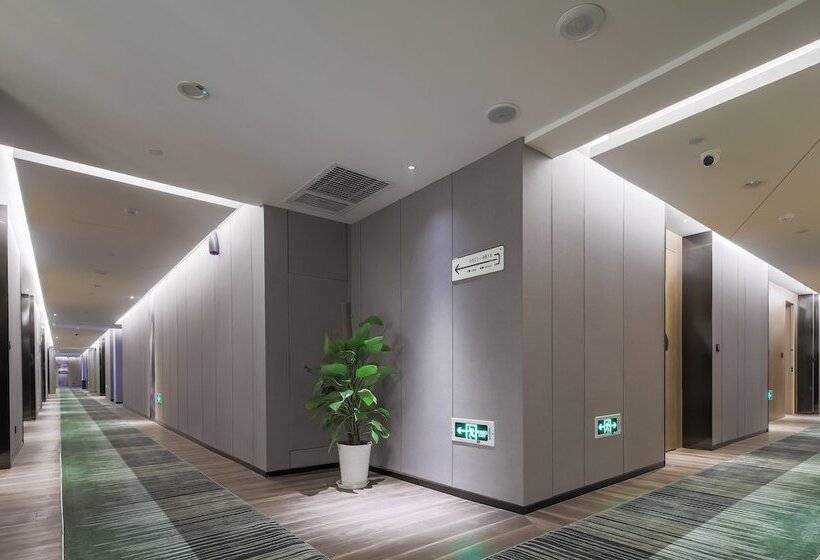 Ibis Styles Hotel Nanjing South Railway Station North Square