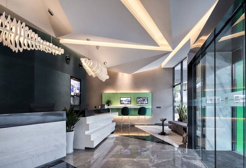 Ibis Styles Hotel Nanjing South Railway Station North Square