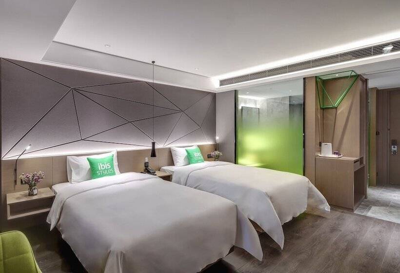Ibis Styles Hotel Nanjing South Railway Station North Square