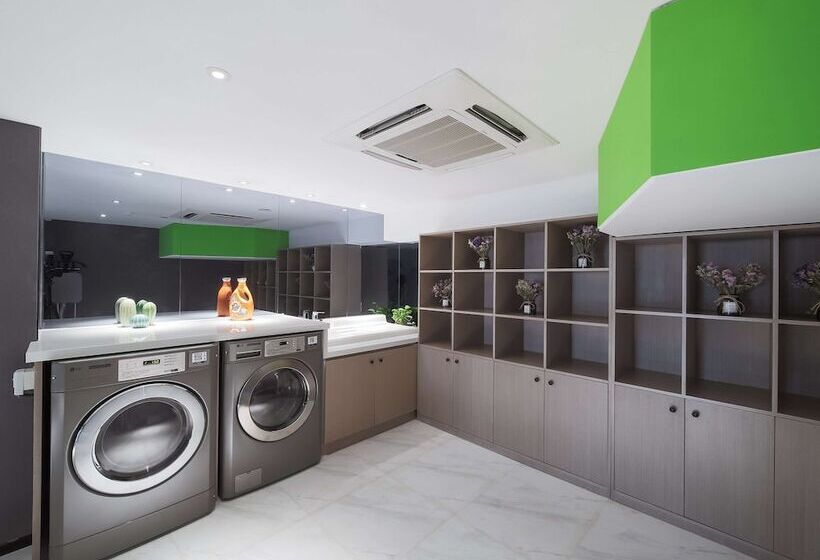 Ibis Styles Hotel Nanjing South Railway Station North Square