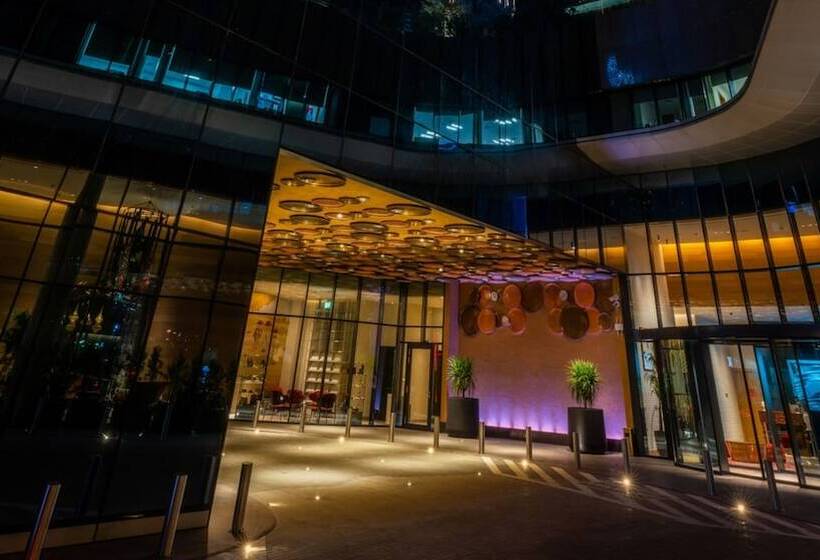 هتل Indigo Dubai Downtown, An Ihg