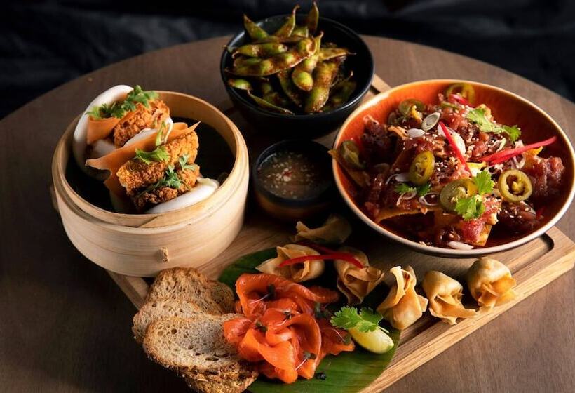 هتل Indigo Dubai Downtown, An Ihg