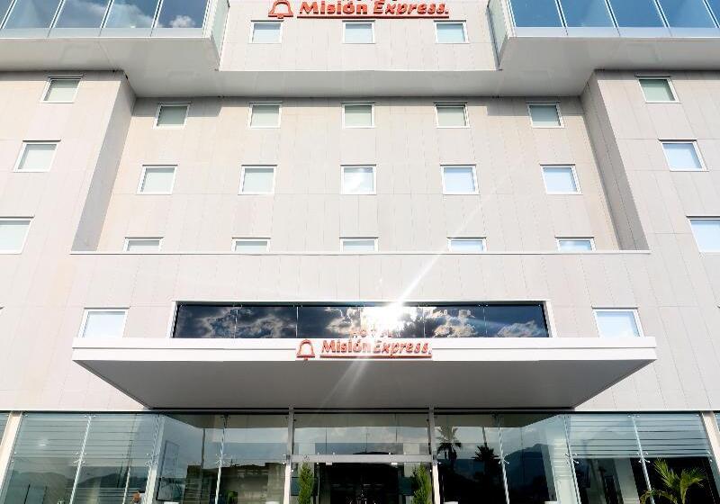 فندق Misión Express San Juan Del Río