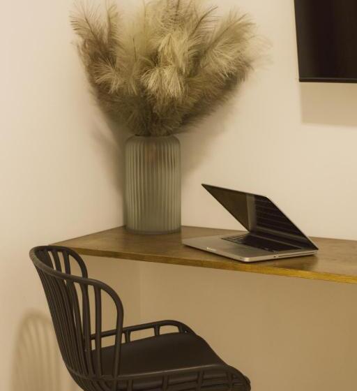 酒店 Olive Grove Suites Boutique