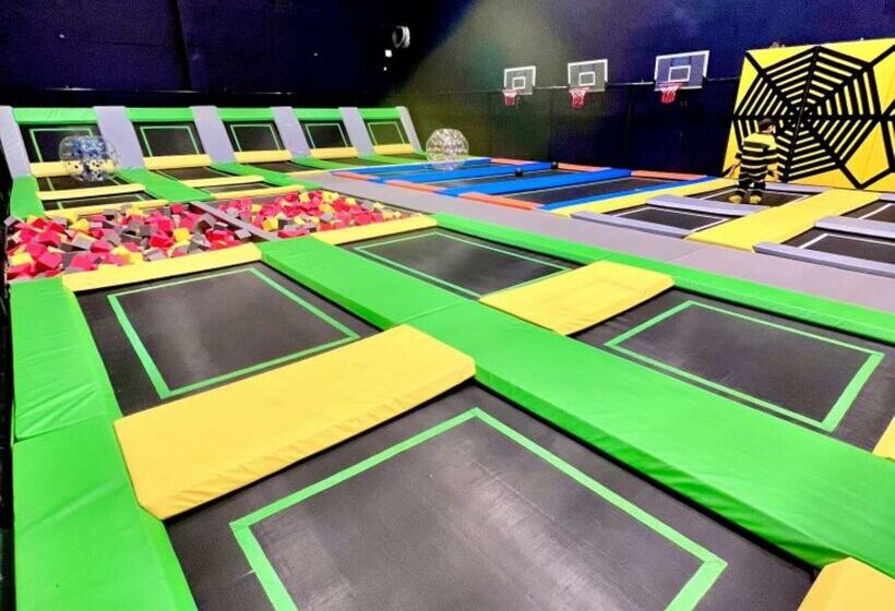 酒店 Radisson Blu Plaza Resort & Convention Centre Karjat