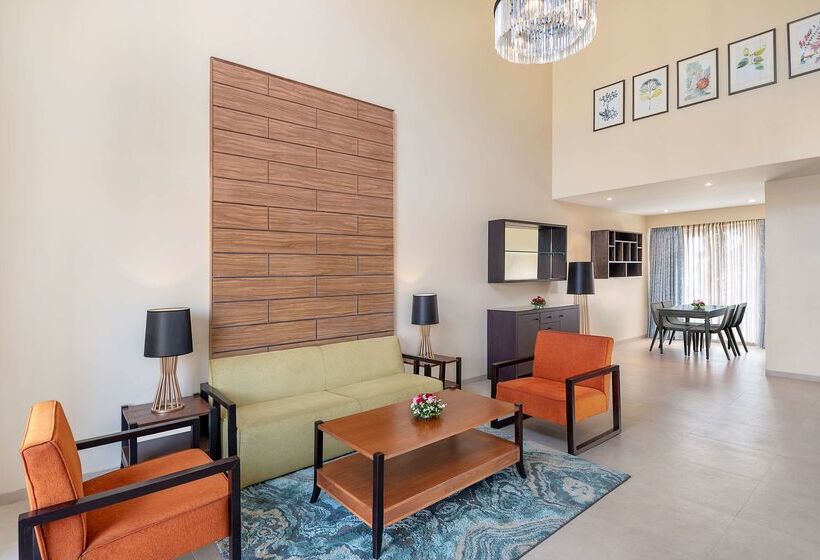 酒店 Radisson Blu Plaza Resort & Convention Centre Karjat