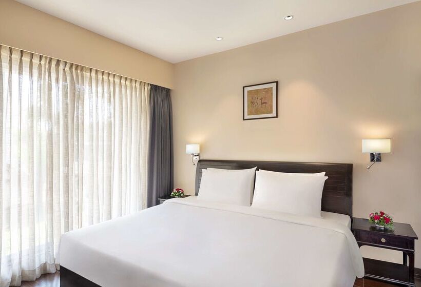 酒店 Radisson Blu Plaza Resort & Convention Centre Karjat