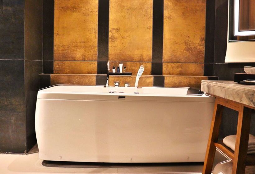 酒店 Radisson Blu Plaza Resort & Convention Centre Karjat