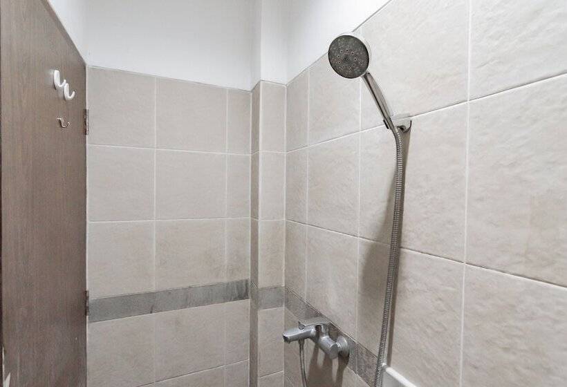 酒店 Reddoorz At Dago Asri 3