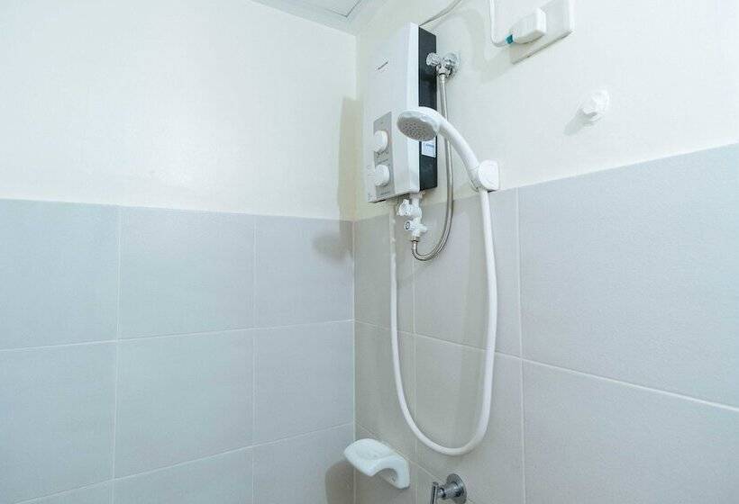 호텔 Reddoorz Premium Near Mrt North Avenue Station