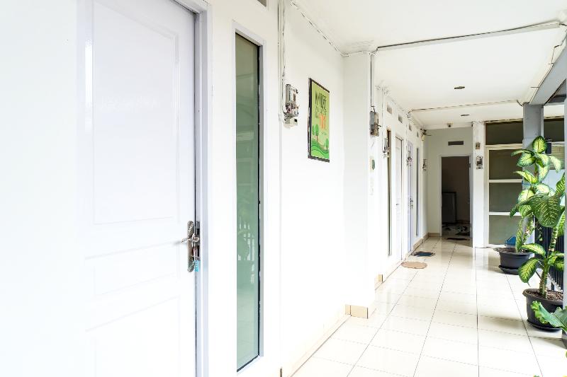 ホテル Sukaraja Residence By Oyo Rooms