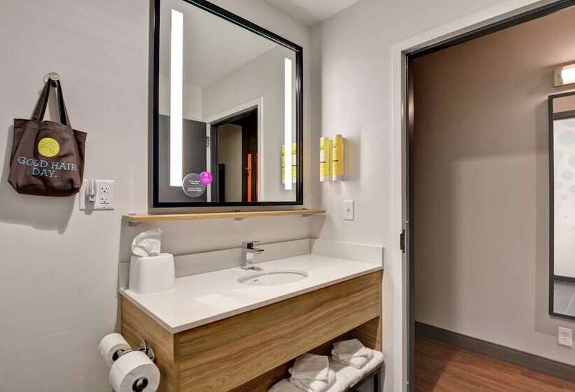 בית מלון כפרי Tru By Hilton Idaho Falls