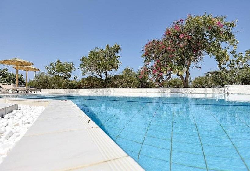 فندق Vasia Royal